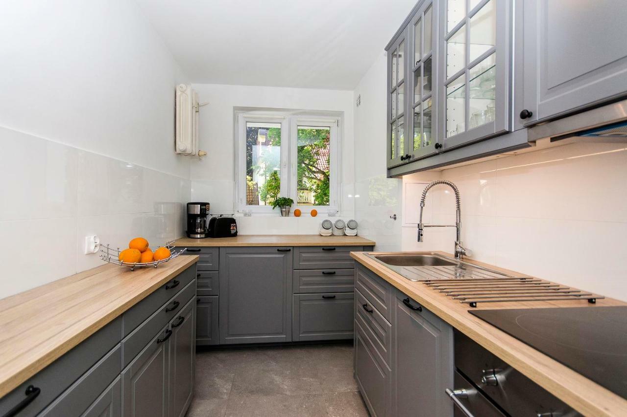 Sunny Suite In Center Of סופוט מראה חיצוני תמונה